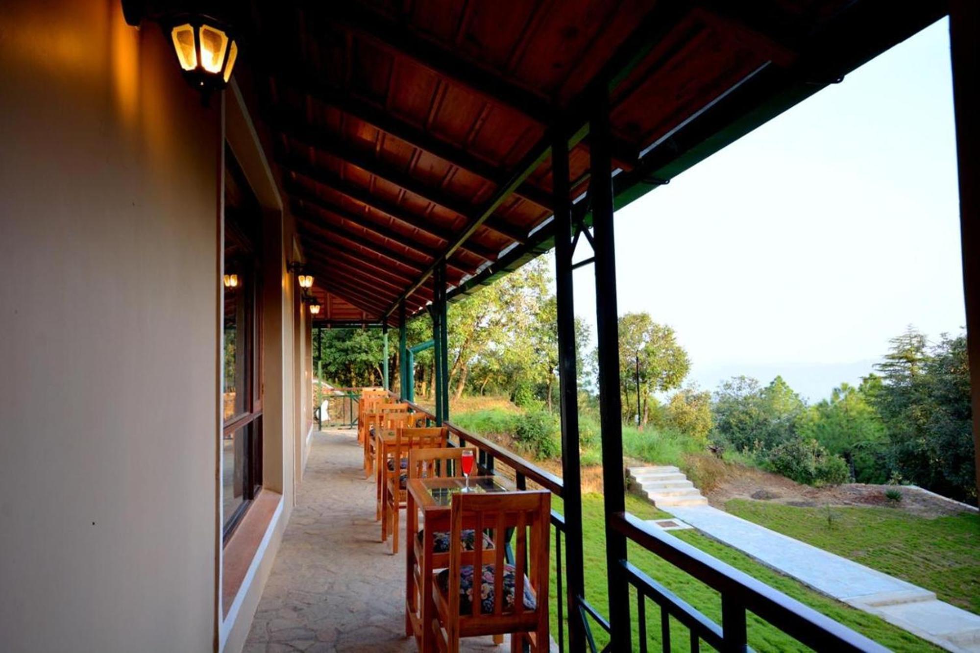 Blusalzz Escapade Anant Rasa Resort - Ranikhet Shitlakhet Exterior foto